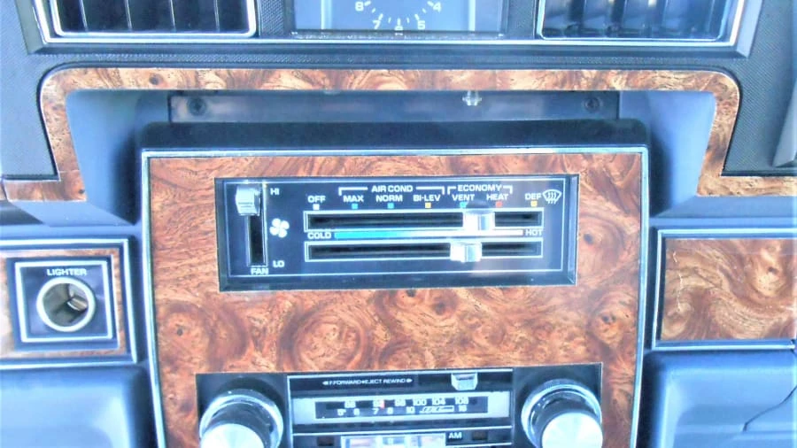 1984 Chevrolet Caprice - Image 12 of 24