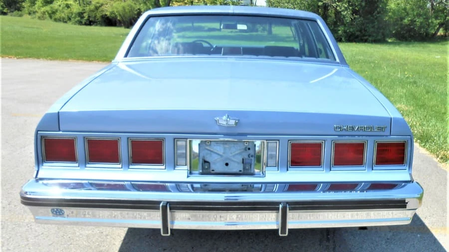 1984 Chevrolet Caprice - Image 19 of 24