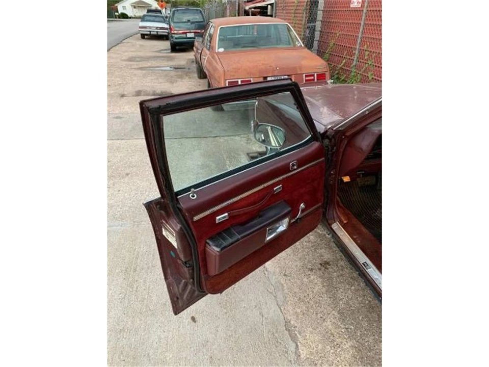 1984 Chevrolet Caprice - Image 18 of 28