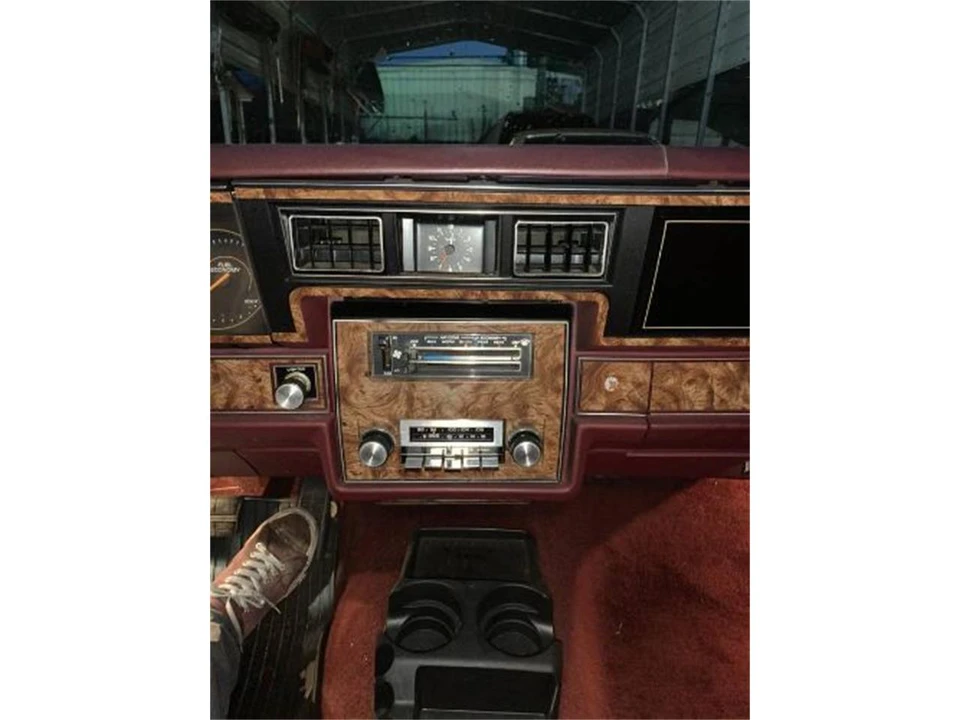 1984 Chevrolet Caprice - Image 21 of 28