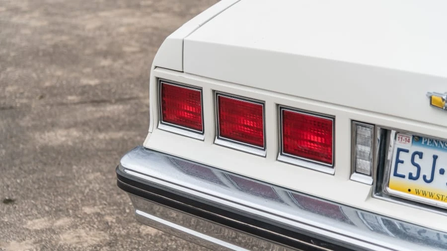 1984 Chevrolet Caprice - Image 16 of 20
