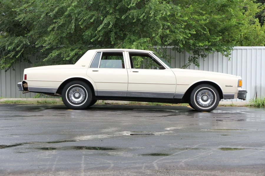 1984 Chevrolet Caprice - Image 2 of 7