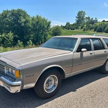 1984 Chevrolet Caprice Classic Wagon 4D