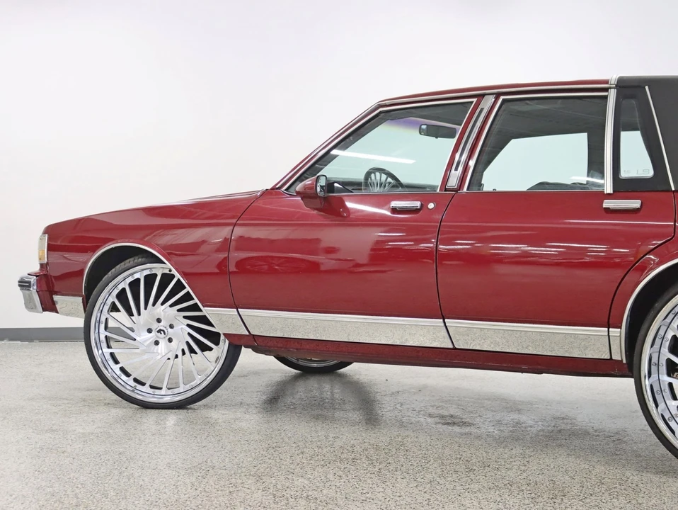 1984 Chevrolet Caprice - Image 11 of 21