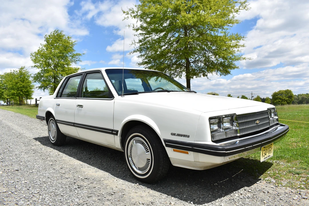 1984 Chevrolet - Image 10 of 31