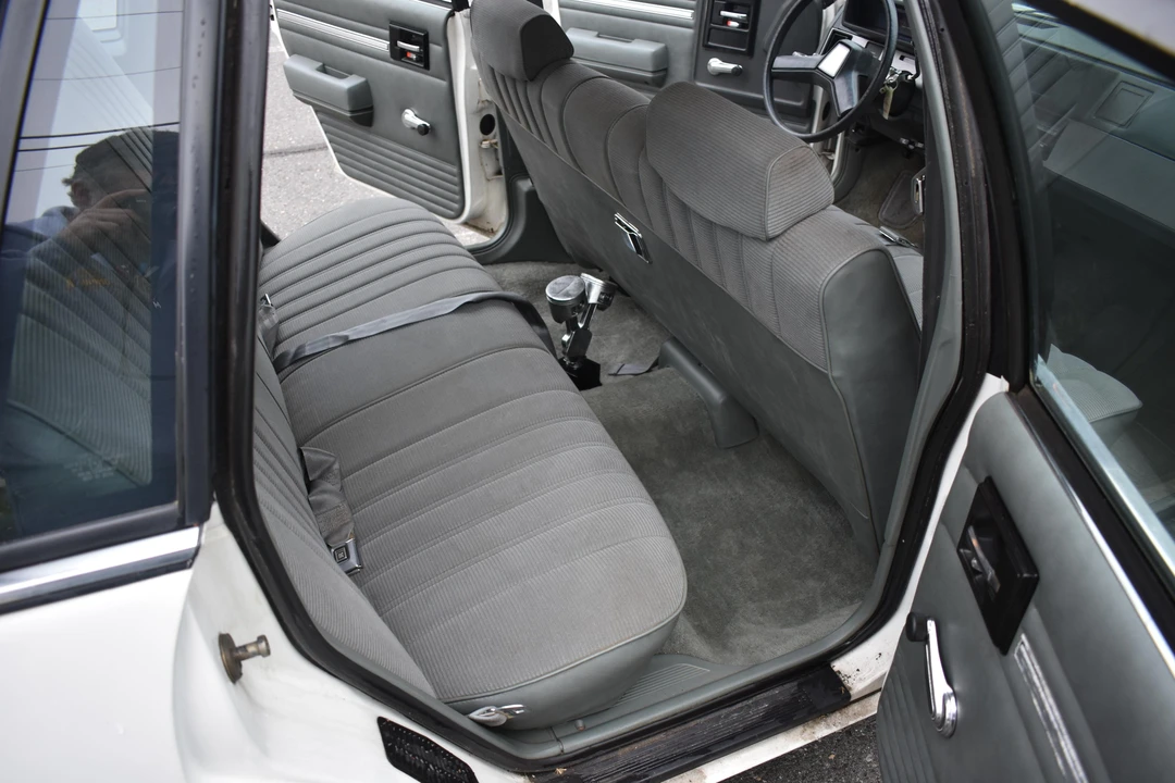 1984 Chevrolet - Image 30 of 31