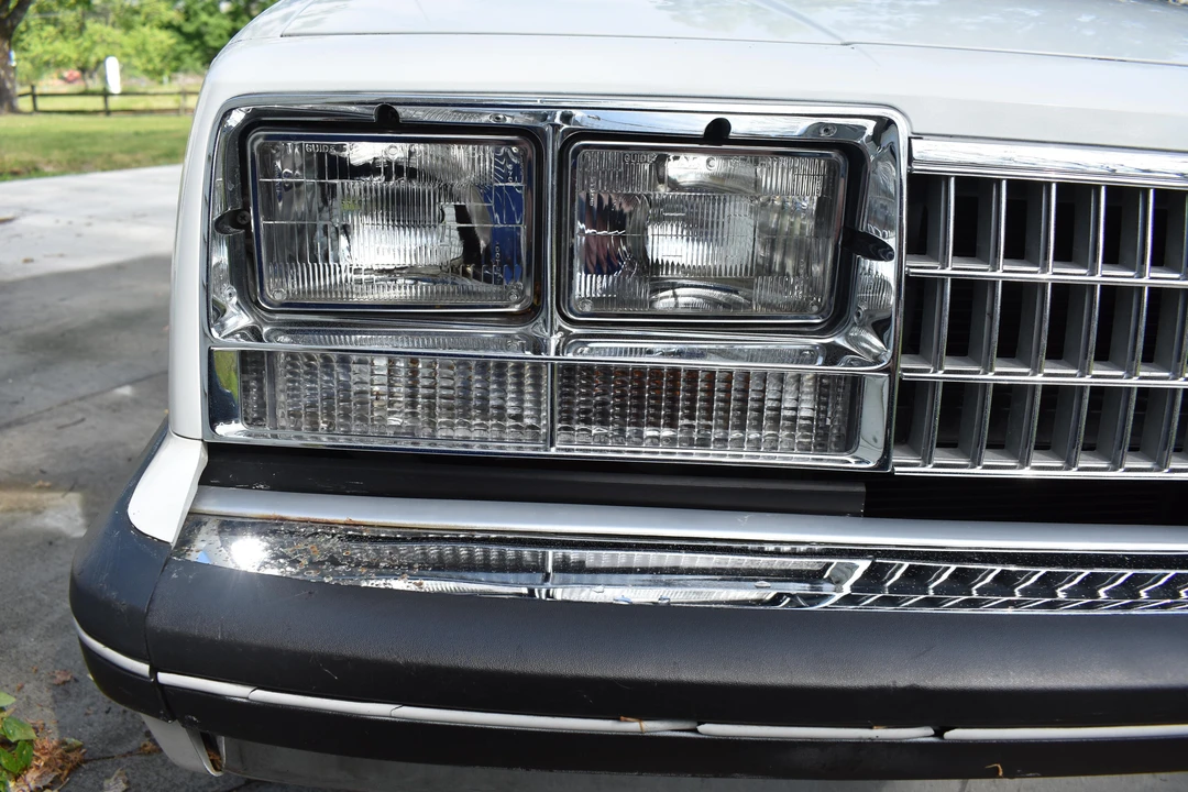 1984 Chevrolet - Image 12 of 31