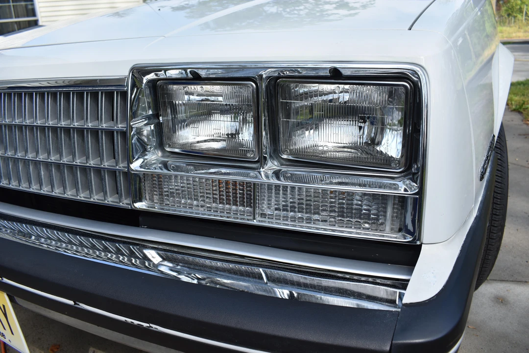 1984 Chevrolet - Image 13 of 31