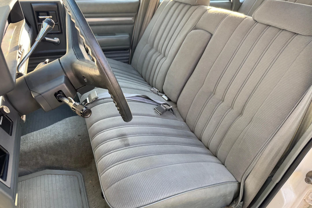1984 Chevrolet - Image 26 of 31