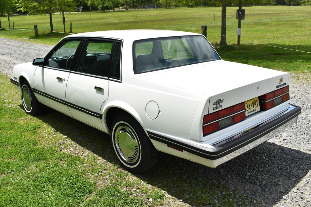 1984 Chevrolet - Image 4 of 31