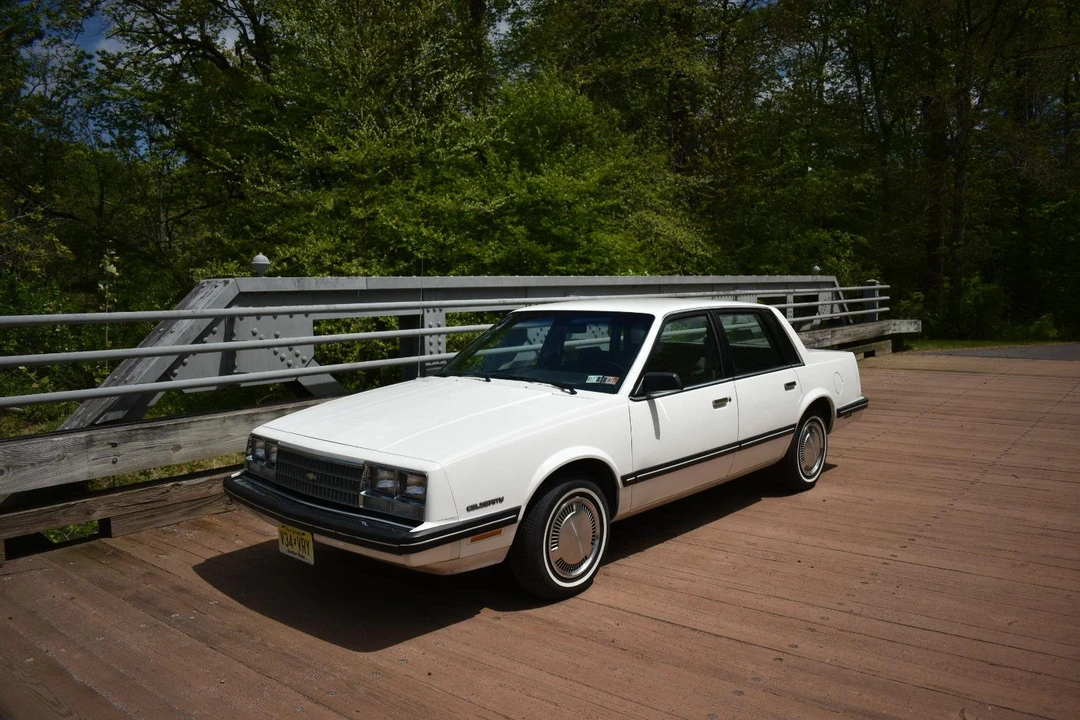 1984 Chevrolet - Image 11 of 31