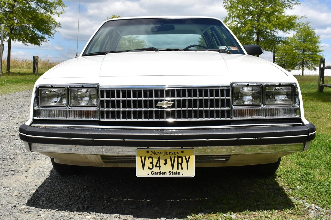 1984 Chevrolet - Image 2 of 31