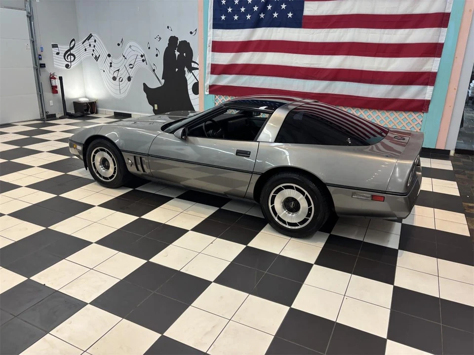 1984 Chevrolet Corvette C4 - Image 13 of 31