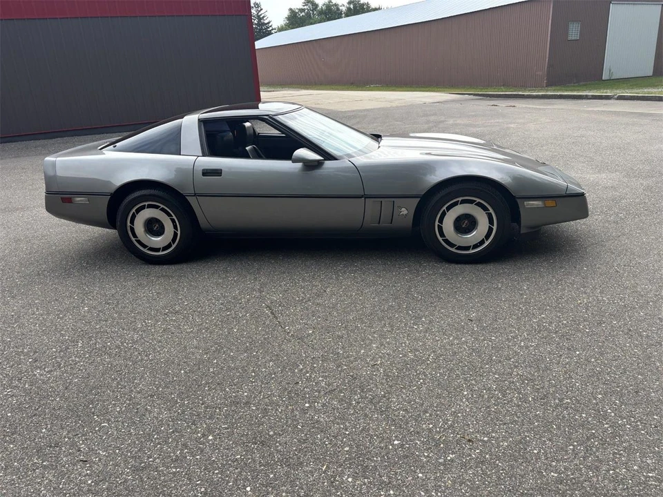 1984 Chevrolet Corvette C4 - Image 10 of 31