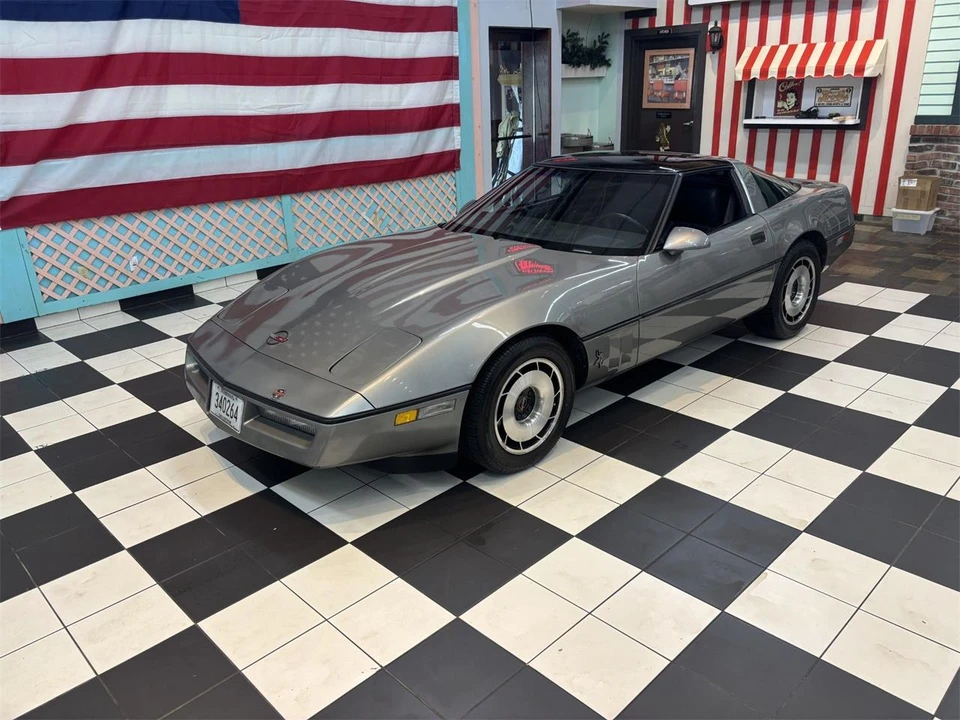 1984 Chevrolet Corvette C4 - Image 14 of 31