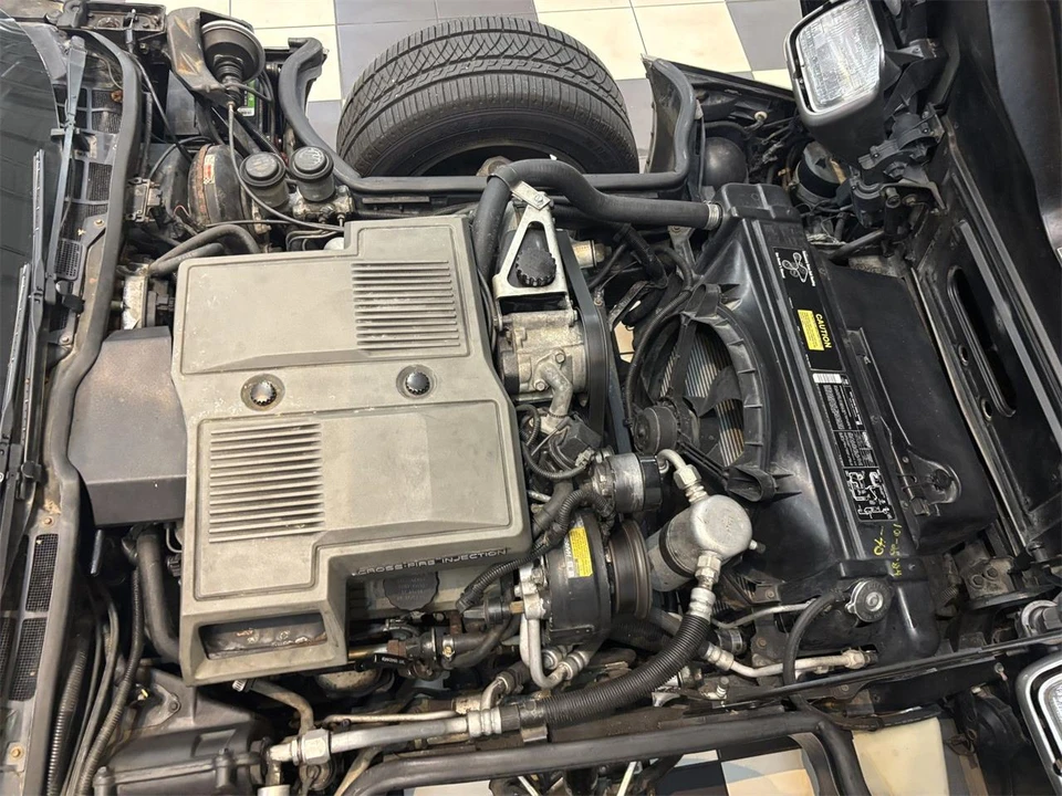 1984 Chevrolet Corvette C4 - Image 24 of 31