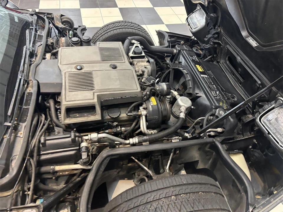 1984 Chevrolet Corvette C4 - Image 17 of 31