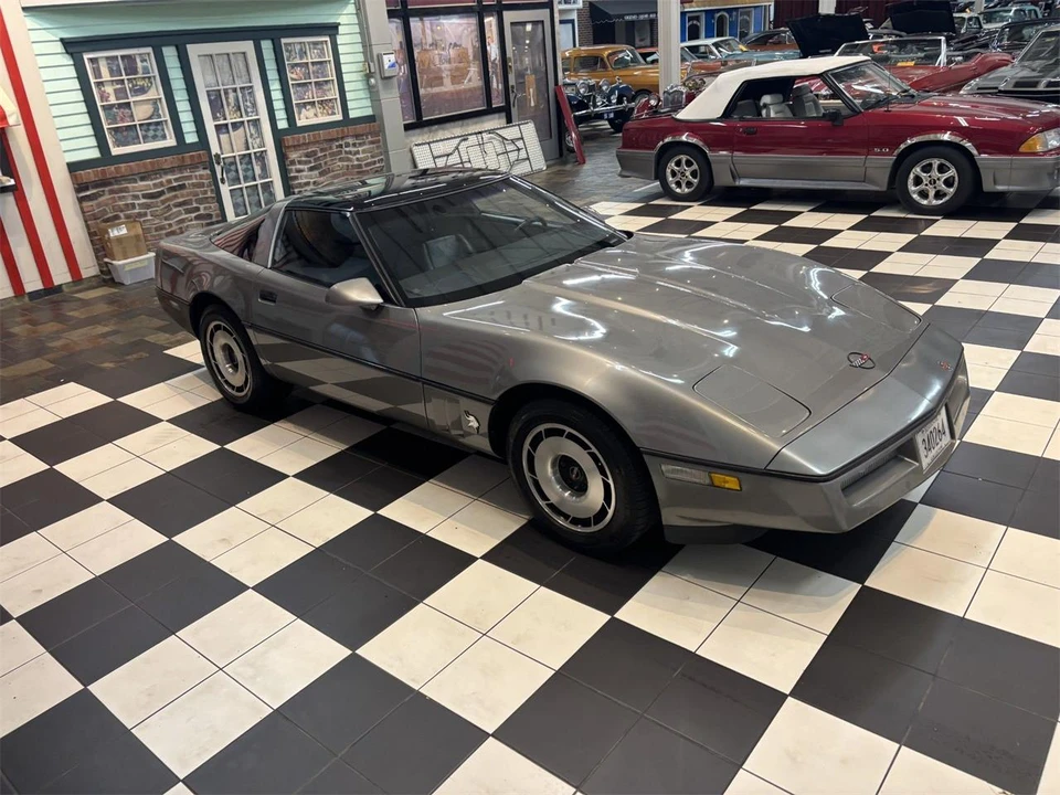 1984 Chevrolet Corvette C4 - Image 5 of 31
