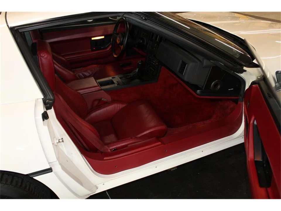 1984 Chevrolet Corvette C4 - Image 9 of 19