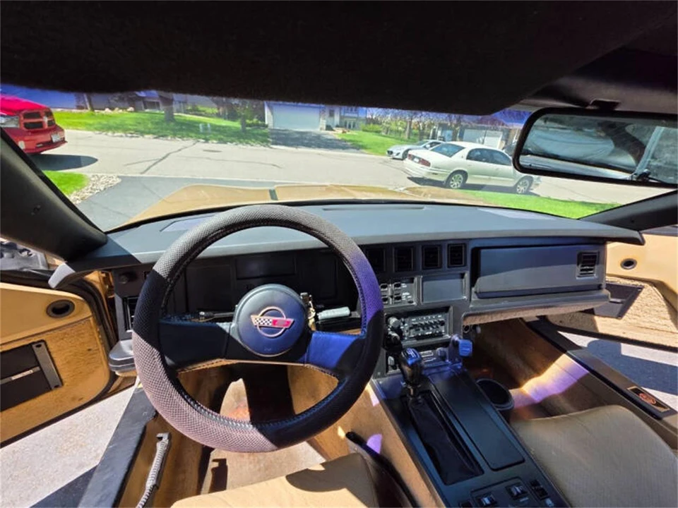 1984 Chevrolet Corvette C4 - Image 22 of 30