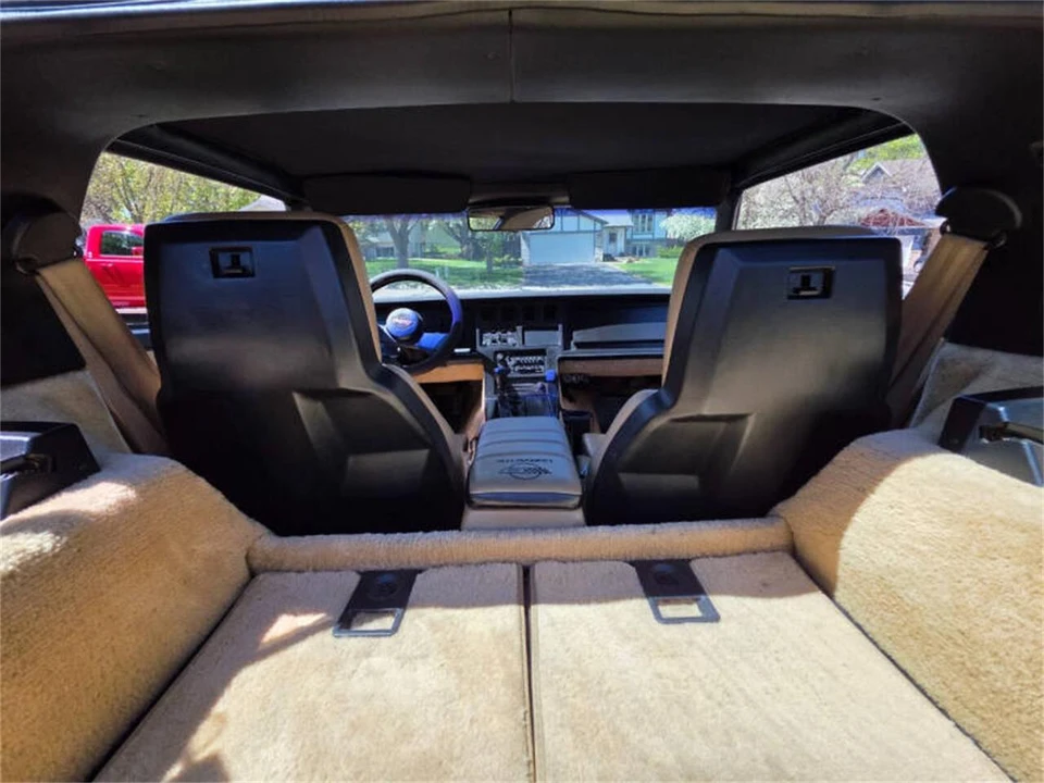 1984 Chevrolet Corvette C4 - Image 28 of 30