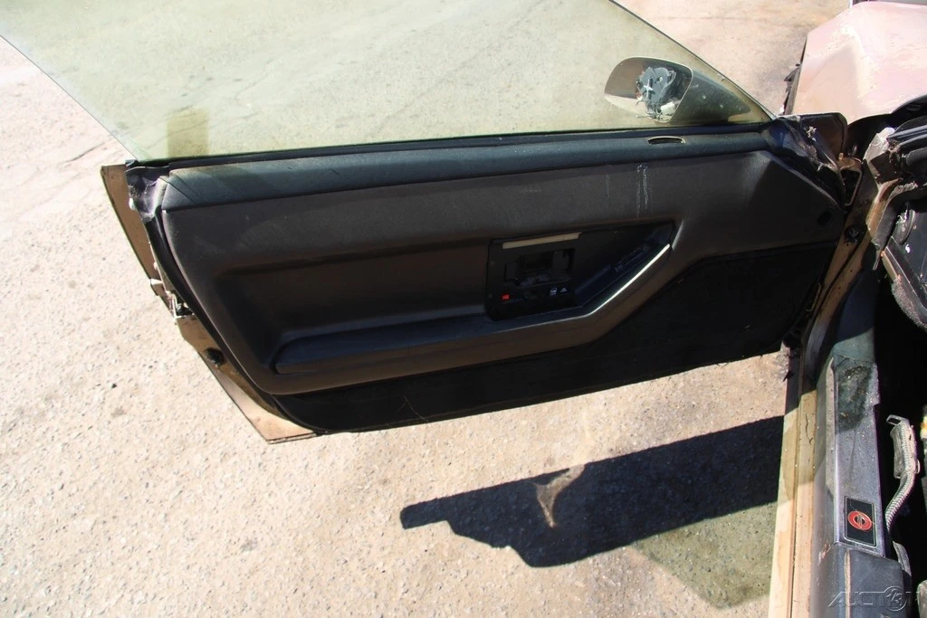 1984 Chevrolet Corvette C4 - Image 13 of 21