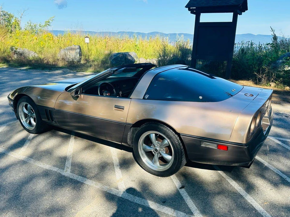 1984 Chevrolet Corvette C4 - Image 3 of 24