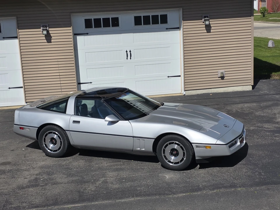 1984 Chevrolet Corvette C4 - Image 11 of 31