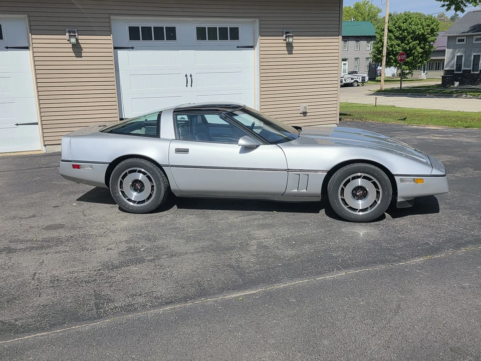 1984 Chevrolet Corvette C4 - Image 9 of 31
