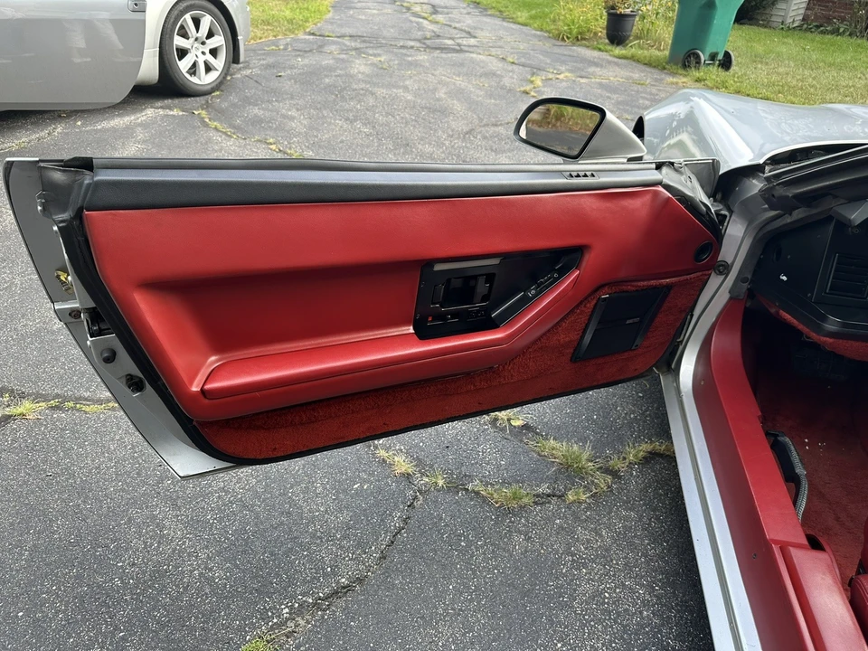 1984 Chevrolet Corvette C4 - Image 6 of 10
