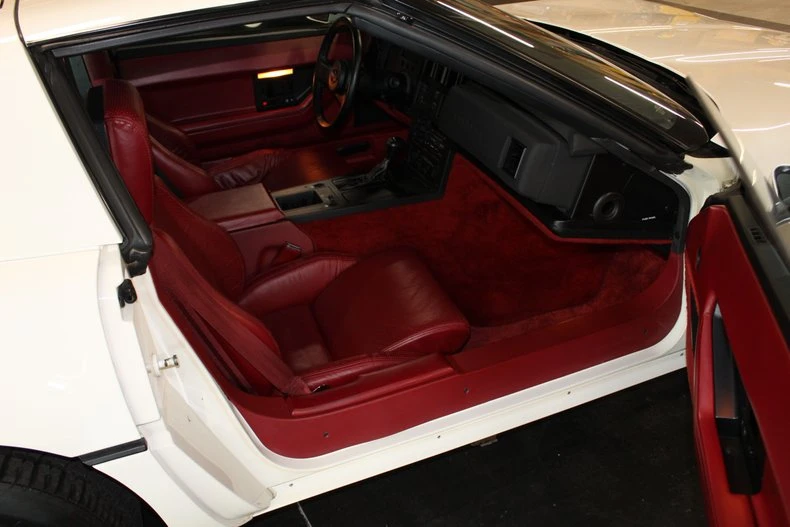 1984 Chevrolet Corvette C4 - Image 9 of 19