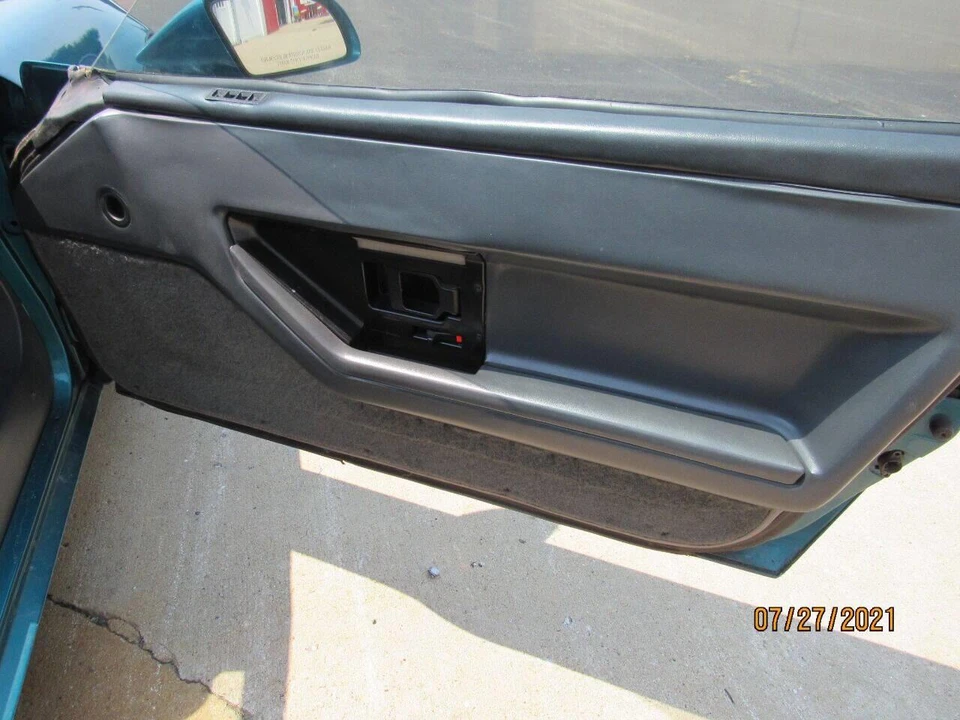 1984 Chevrolet Corvette C4 - Image 14 of 21