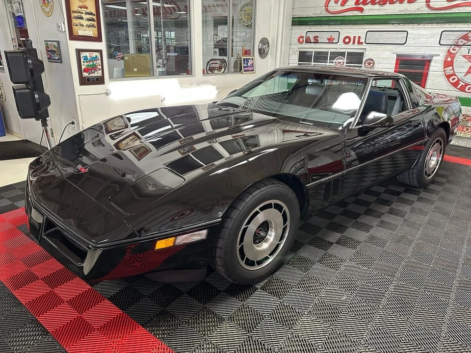 1984 Chevrolet Corvette C4 - Image 10 of 12