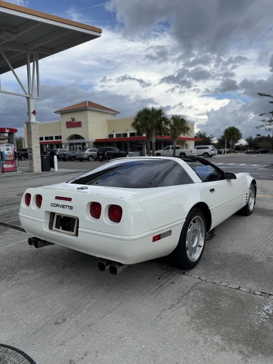 1984 Chevrolet Corvette C4 - Image 11 of 21