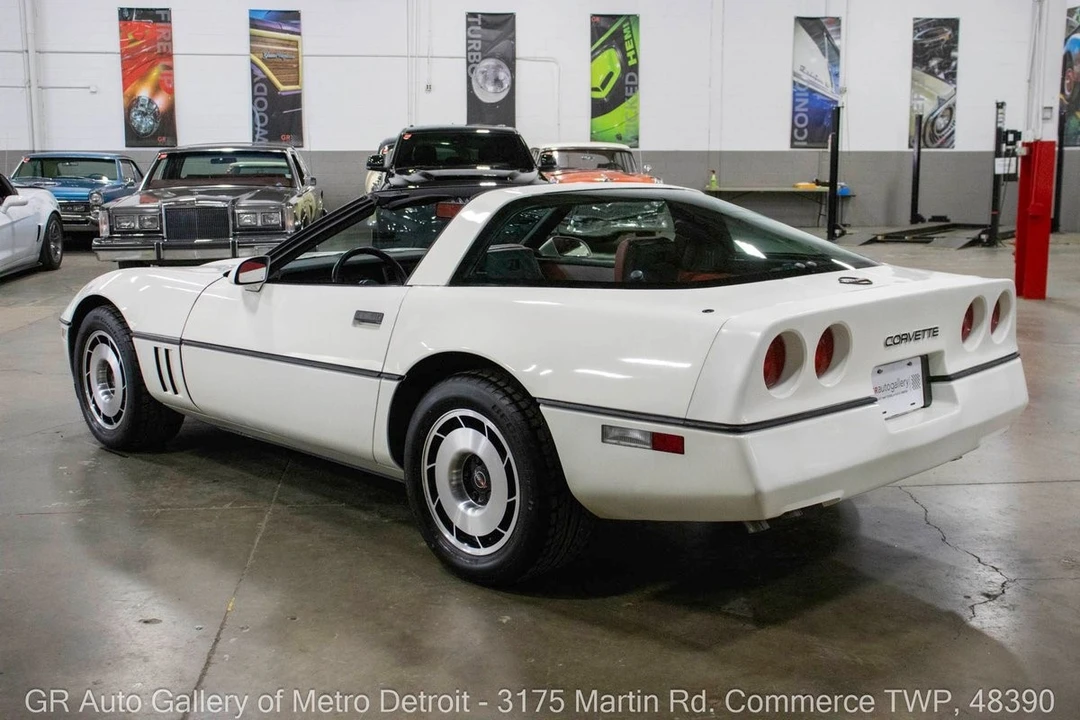 1984 Chevrolet Corvette C4 - Image 5 of 12
