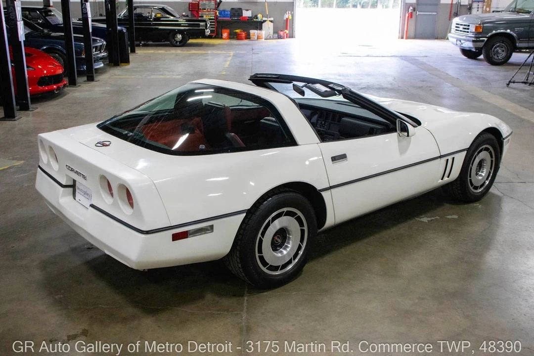1984 Chevrolet Corvette C4 - Image 8 of 12