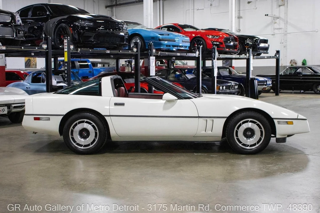 1984 Chevrolet Corvette C4 - Image 9 of 12