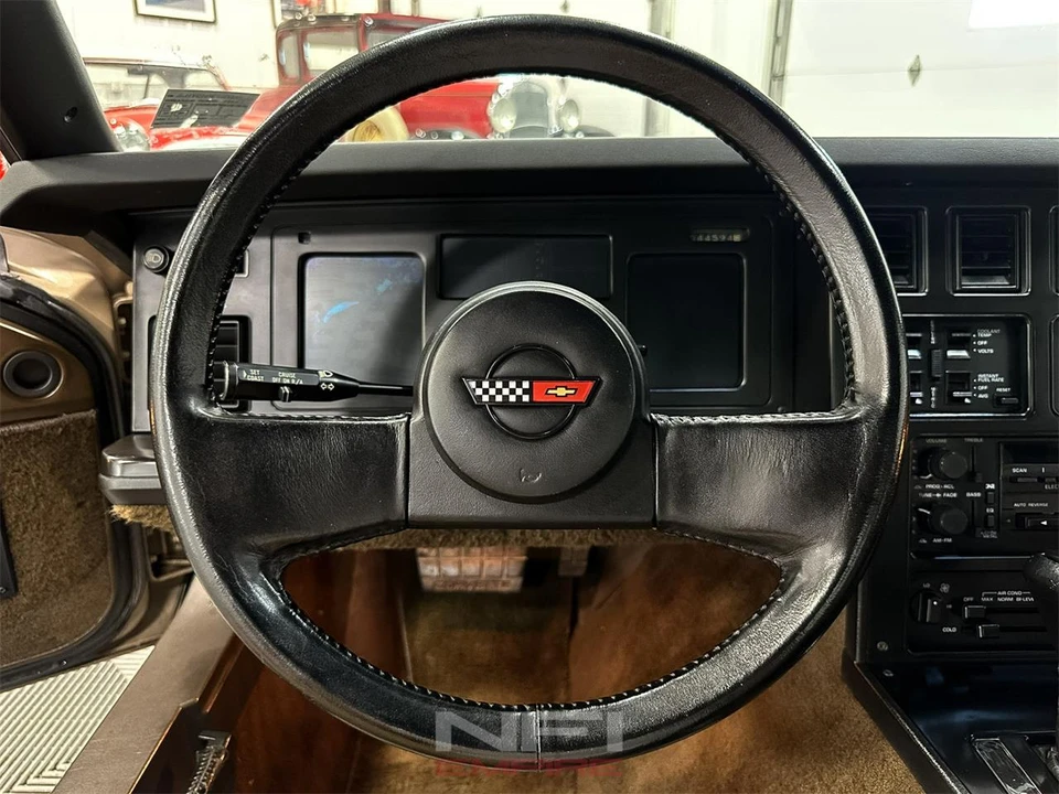 1984 Chevrolet Corvette C4 - Image 25 of 31