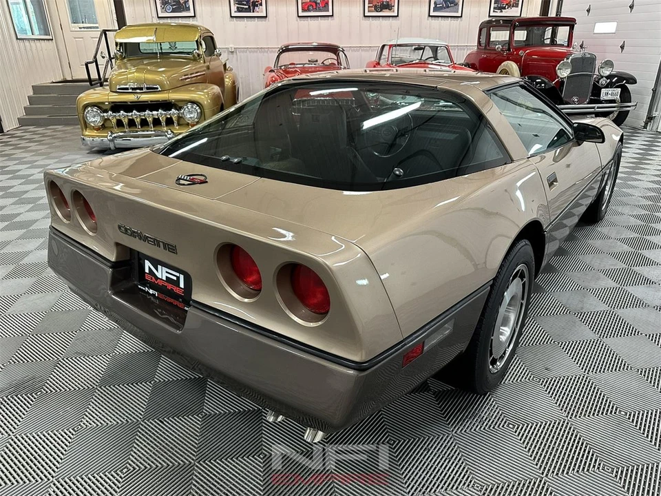 1984 Chevrolet Corvette C4 - Image 8 of 31