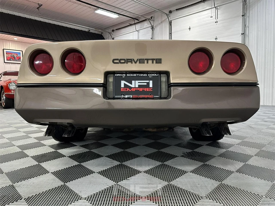 1984 Chevrolet Corvette C4 - Image 20 of 31
