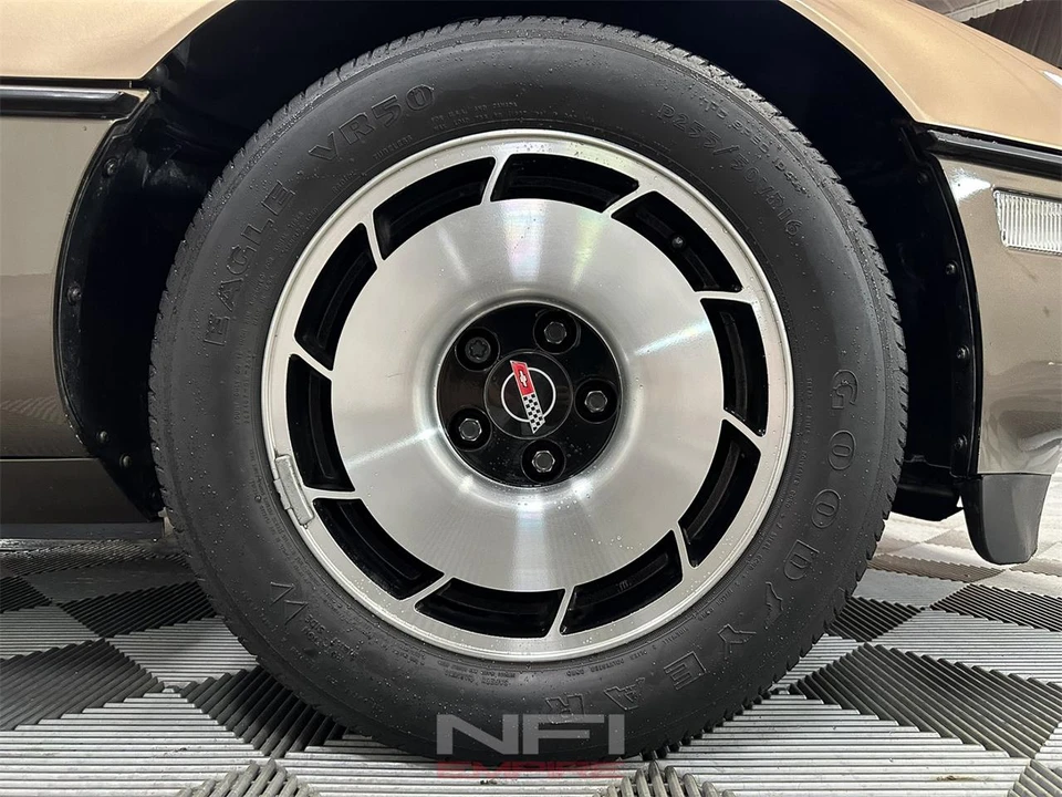 1984 Chevrolet Corvette C4 - Image 16 of 31