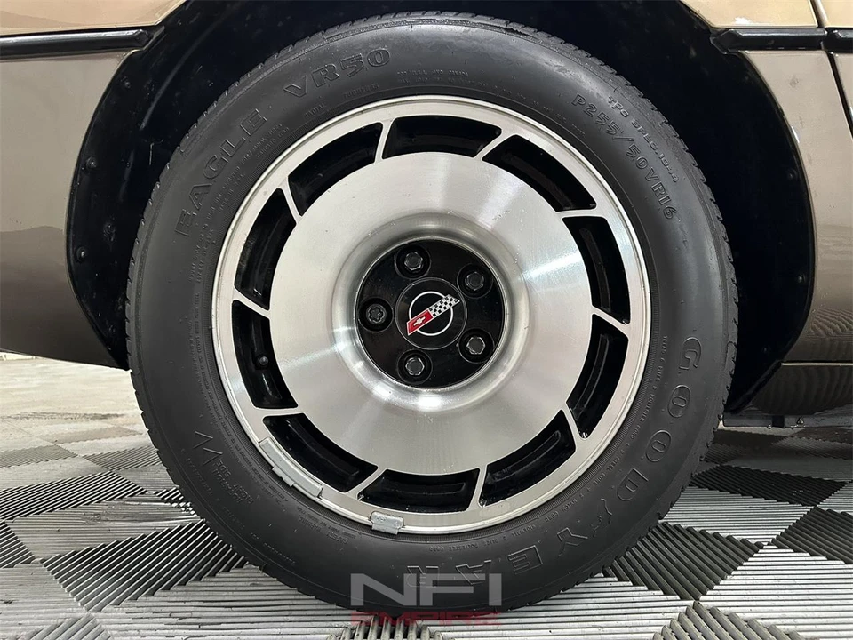 1984 Chevrolet Corvette C4 - Image 18 of 31