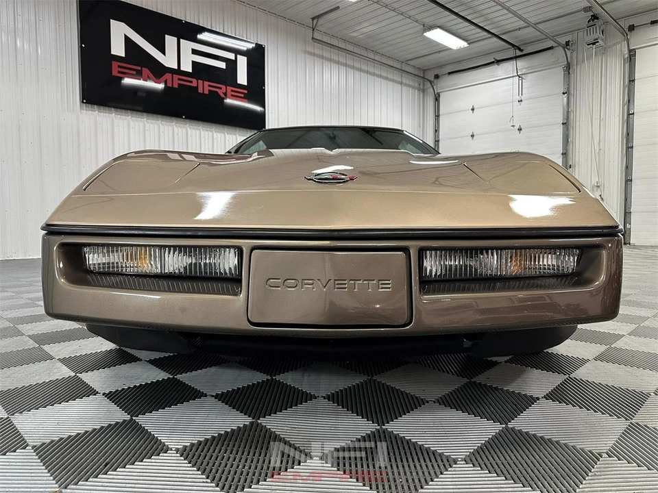 1984 Chevrolet Corvette C4 - Image 14 of 31