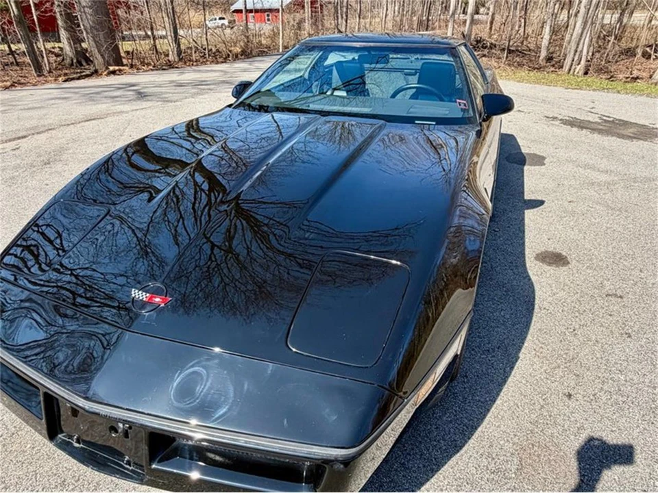 1984 Chevrolet Corvette C4 - Image 26 of 31