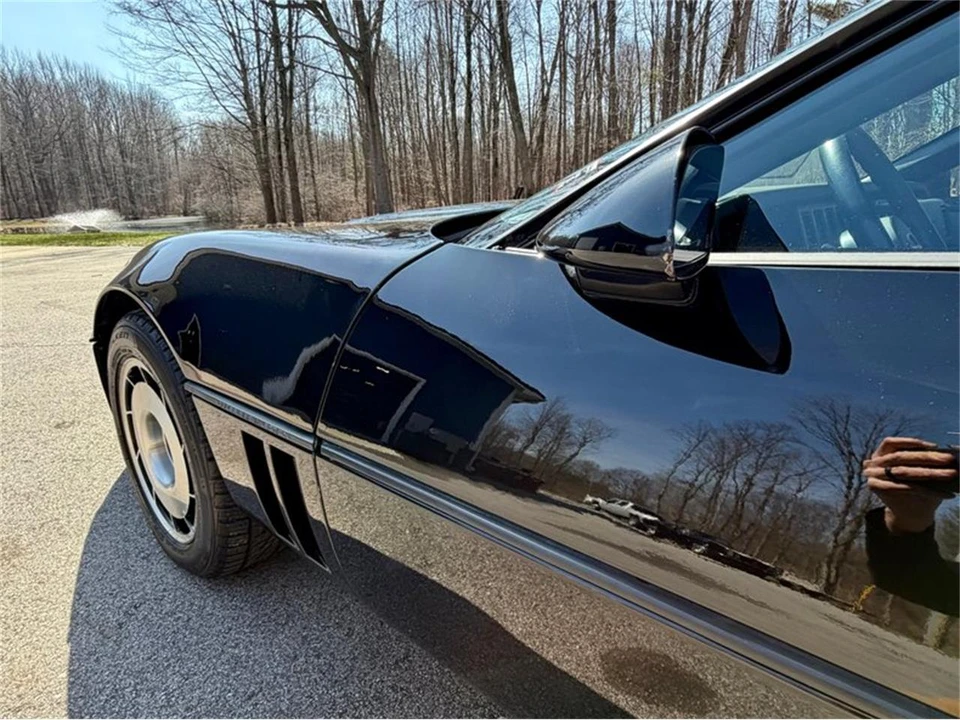 1984 Chevrolet Corvette C4 - Image 31 of 31