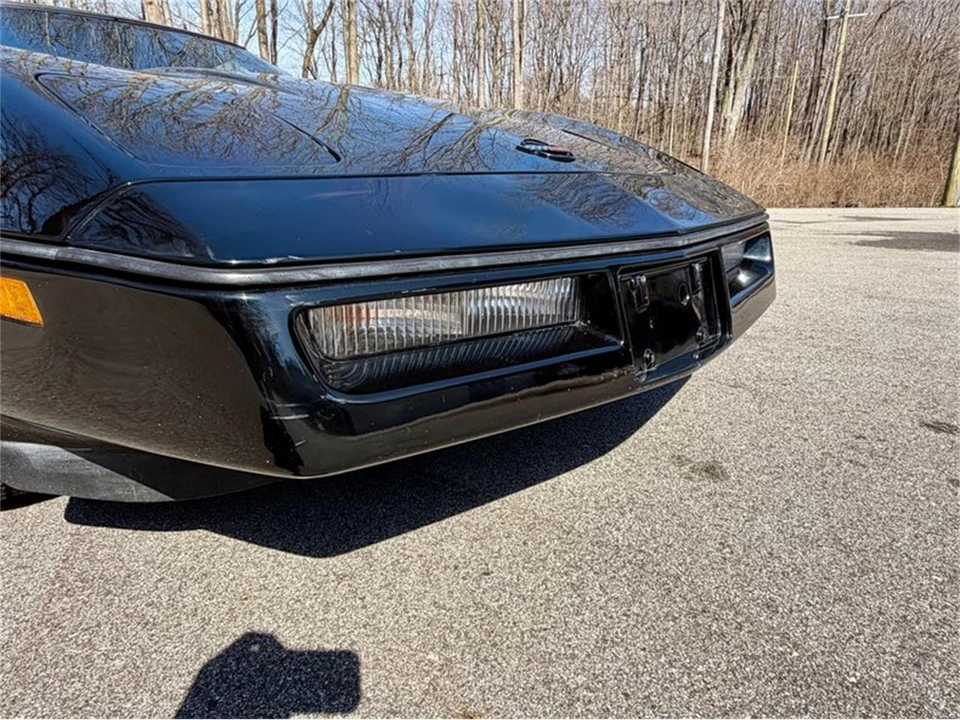 1984 Chevrolet Corvette C4 - Image 24 of 31