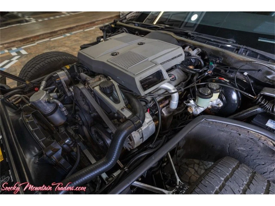 1984 Chevrolet Corvette C4 - Image 4 of 31