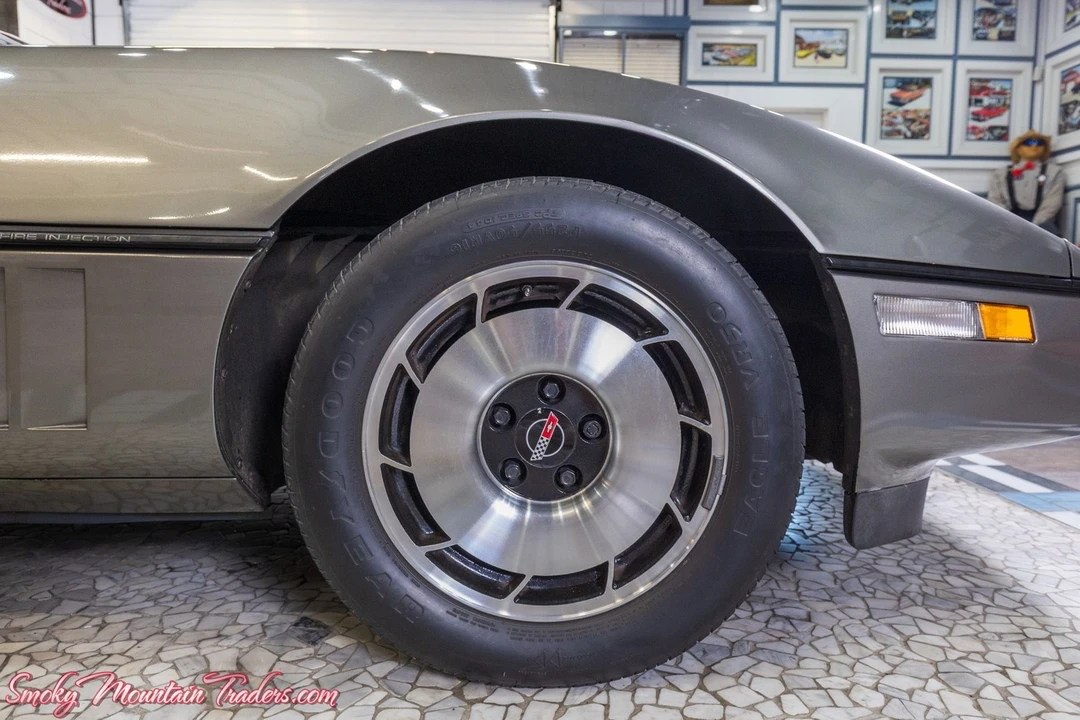 1984 Chevrolet Corvette C4 - Image 22 of 31