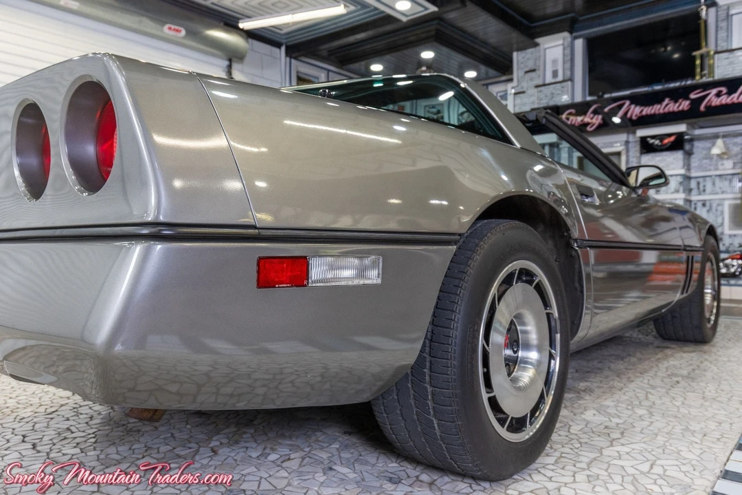 1984 Chevrolet Corvette C4 - Image 30 of 31
