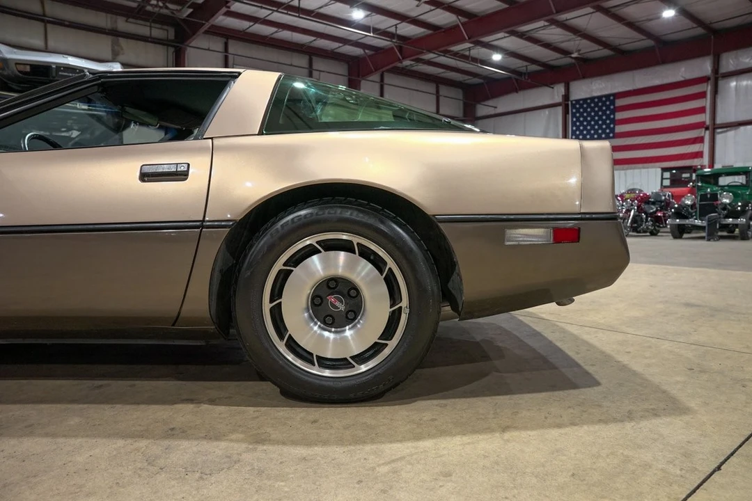 1984 Chevrolet Corvette C4 - Image 5 of 12